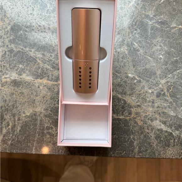 Moitié Cosmetics Nano Mister BNIB - Picture 3 of 5